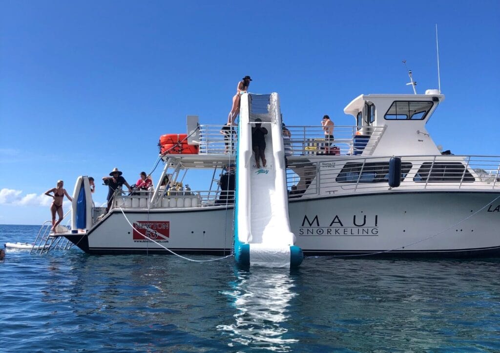 Alquiler de barcos privados para hacer esnórquel en Maui