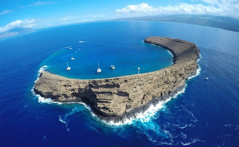 Molokini-crater-hawaii
