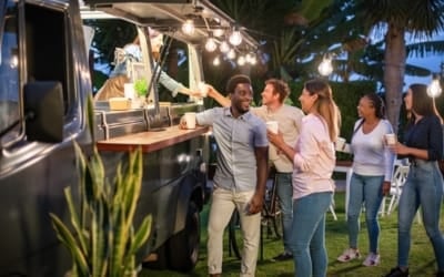 Where To Find The Best Food Trucks on Maui