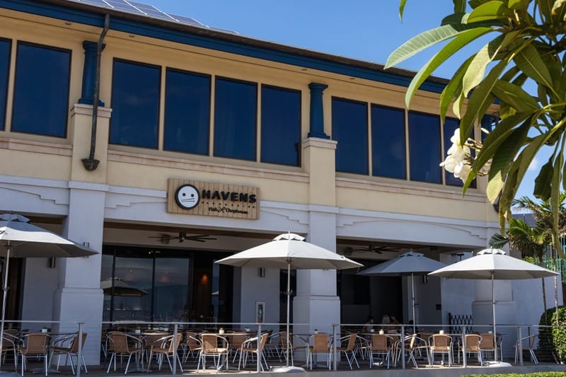 マアラエア港エリアにあるヘイブンズ ハーバーサイド フィッシュ & チョップハウス