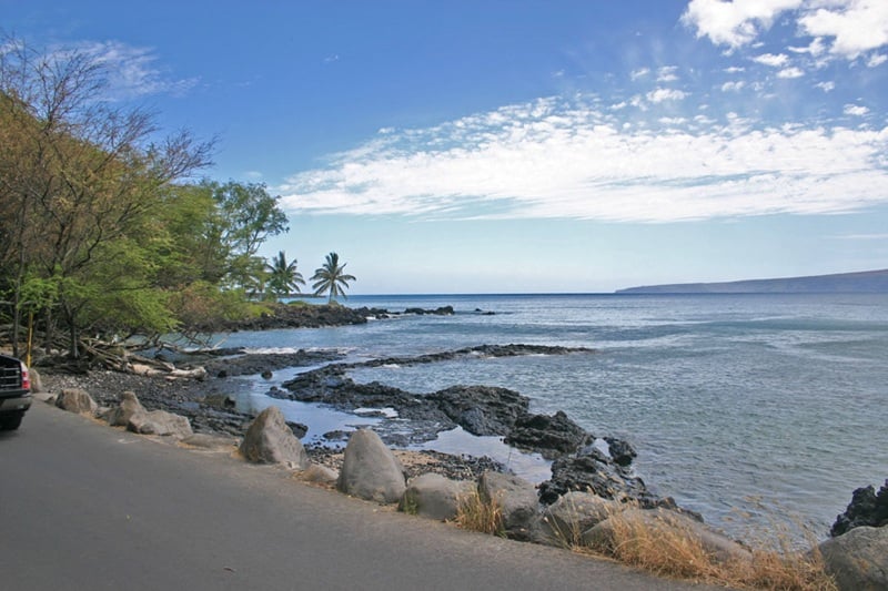 Ahihi Bay Maui rocky shoreline with calm ocean water near Ahihi Kinau Natural Area Reserve